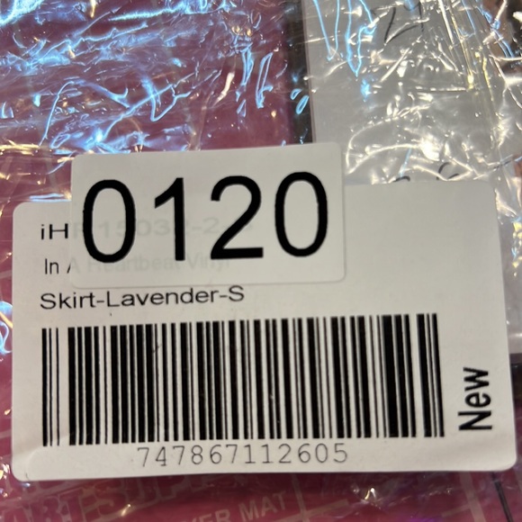 NEW Purple Vinyl Skirt - Picture 12 of 13